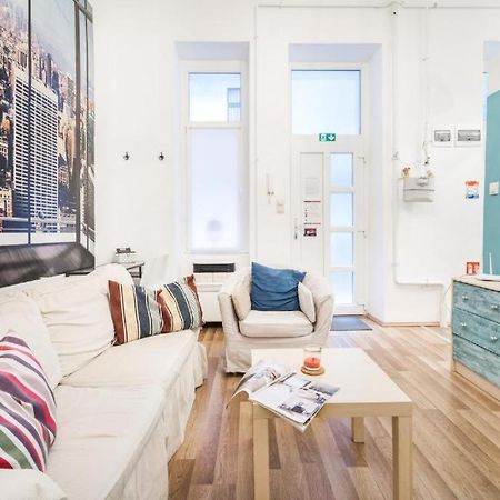 Colorwave Studio Home بودابست المظهر الخارجي الصورة
